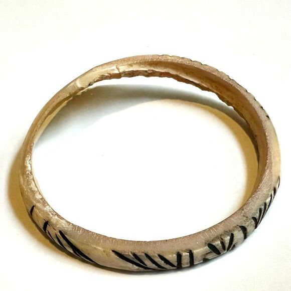Old African Turban Shell Tribal Bangle Bracelet - Picture 2 of 10